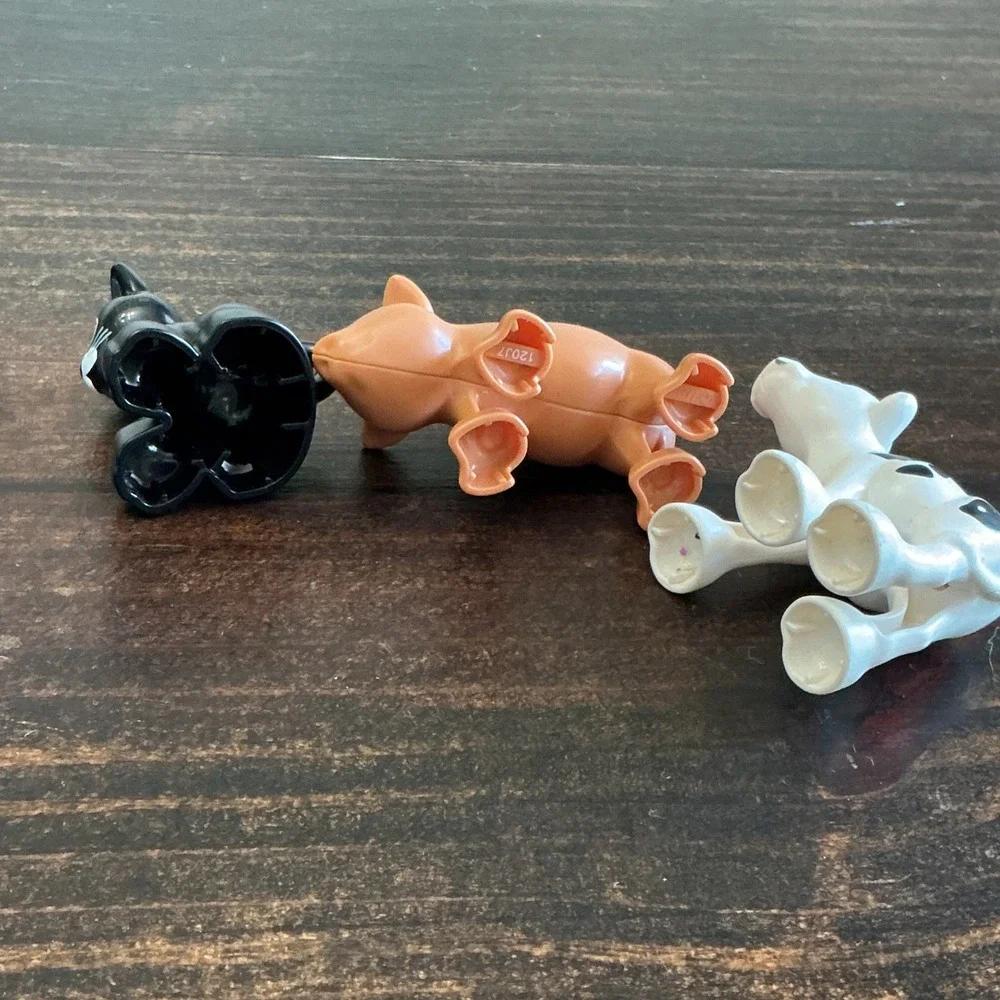 LEGO Duplo Farm Animal Figures Lot Black Cat Tan Pig White Spotted Cow 3pc Set‎
